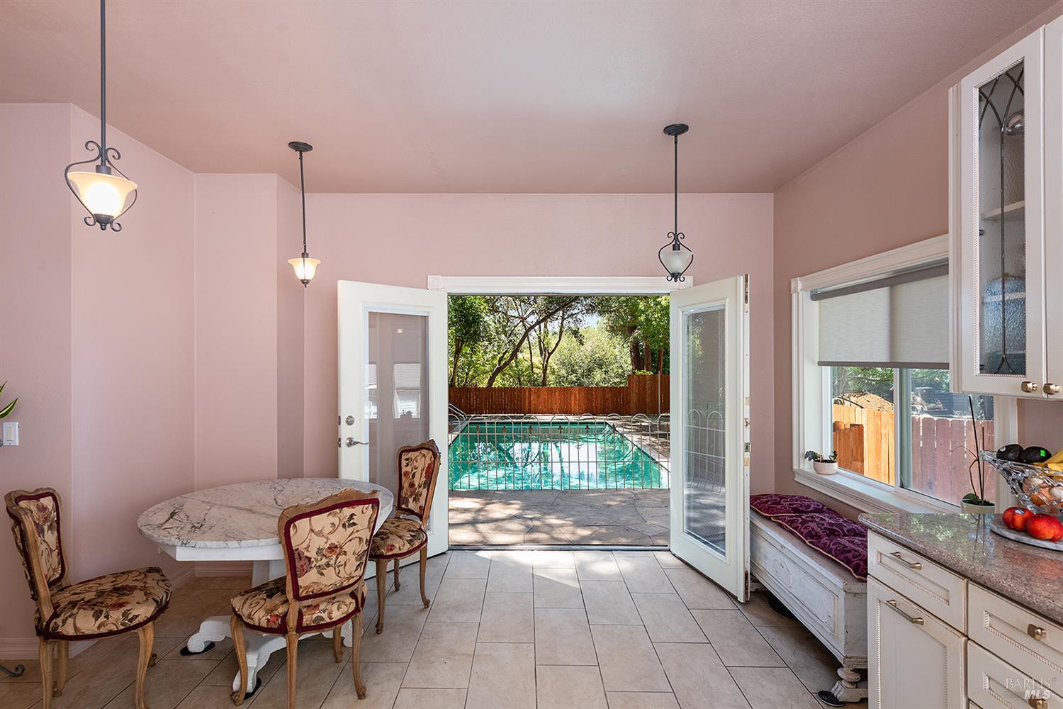 650-660 S Fitch Mountain Rd