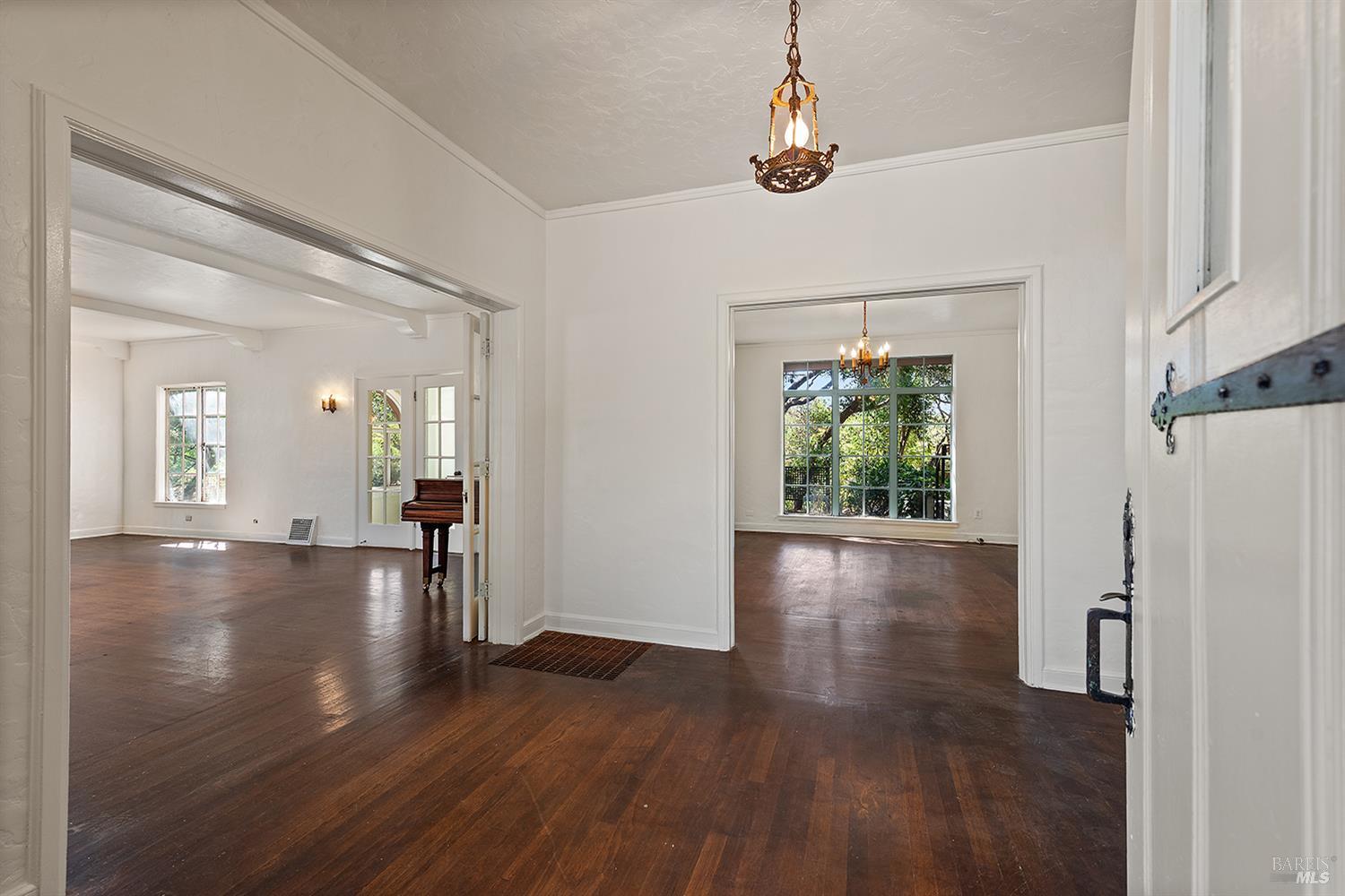 650-660 S Fitch Mountain Rd