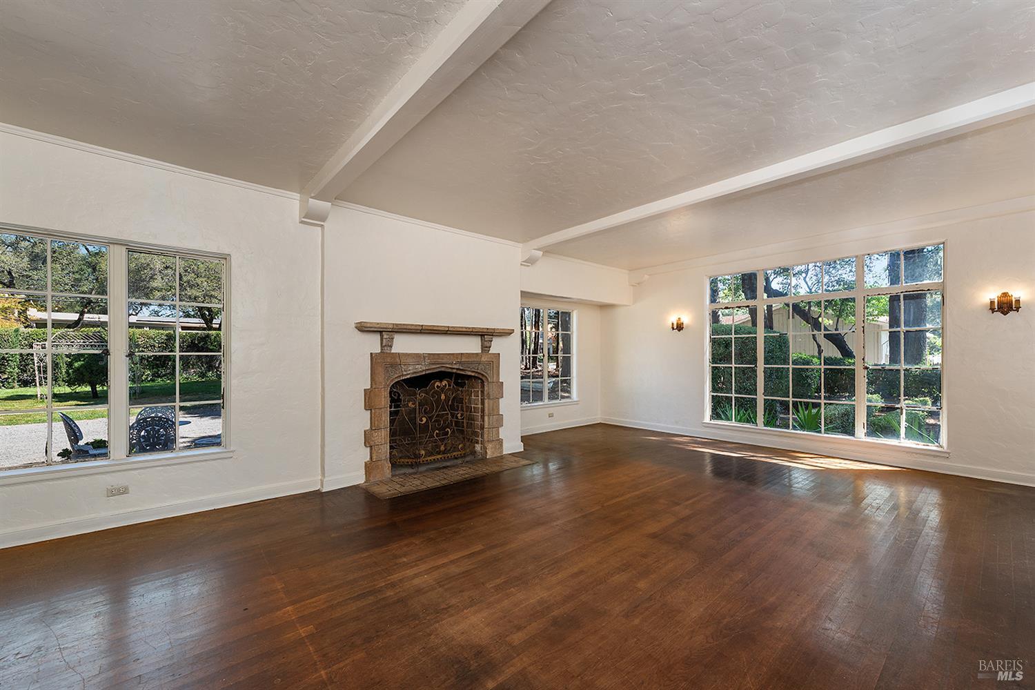 650-660 S Fitch Mountain Rd