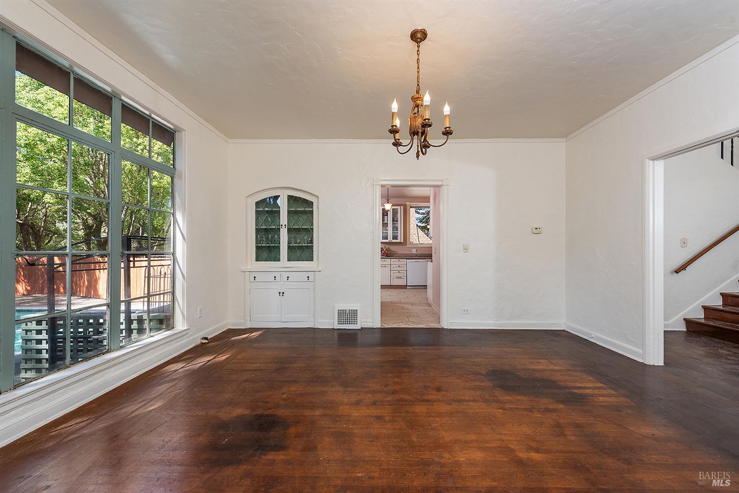 650-660 S Fitch Mountain Rd