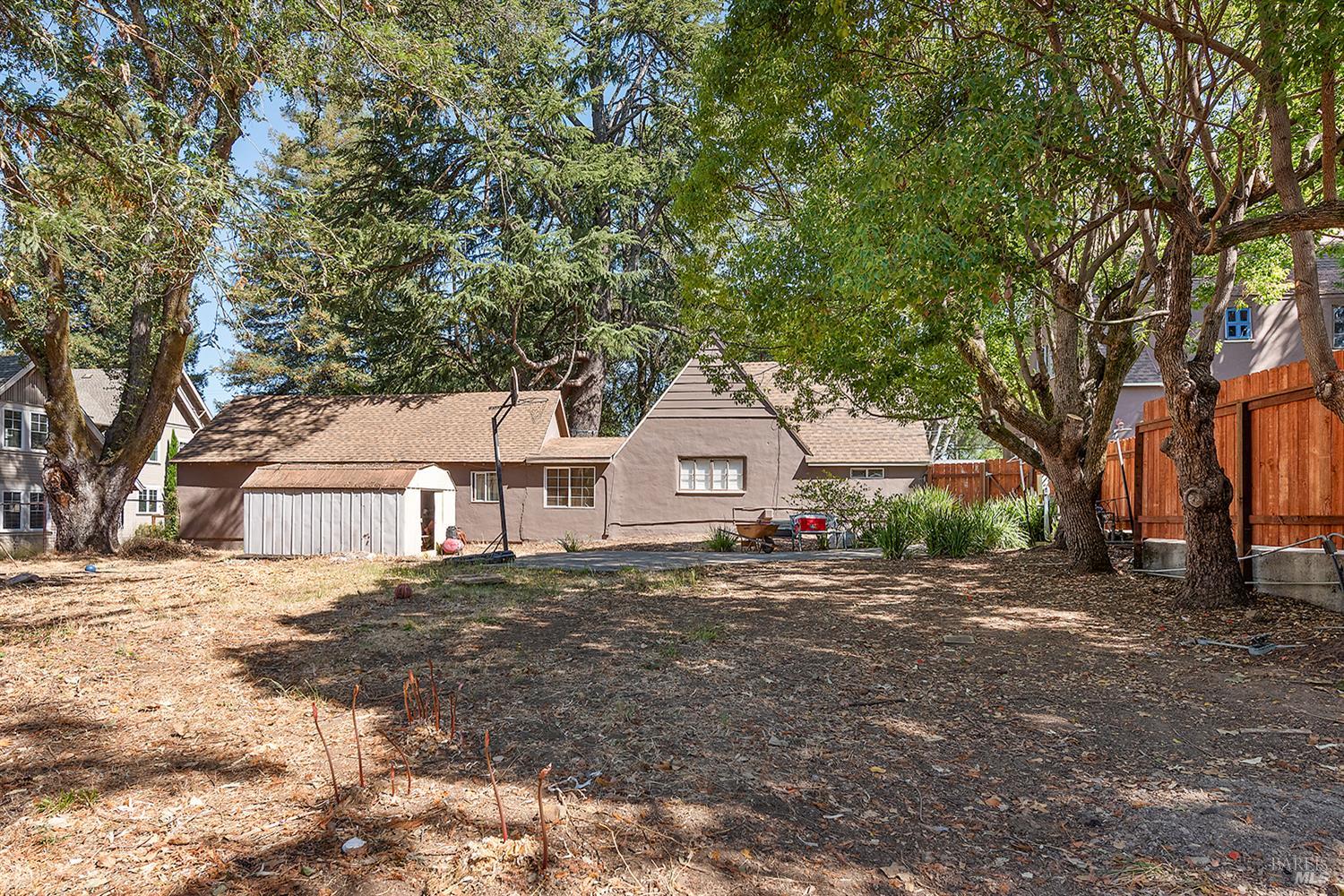 650-660 S Fitch Mountain Rd