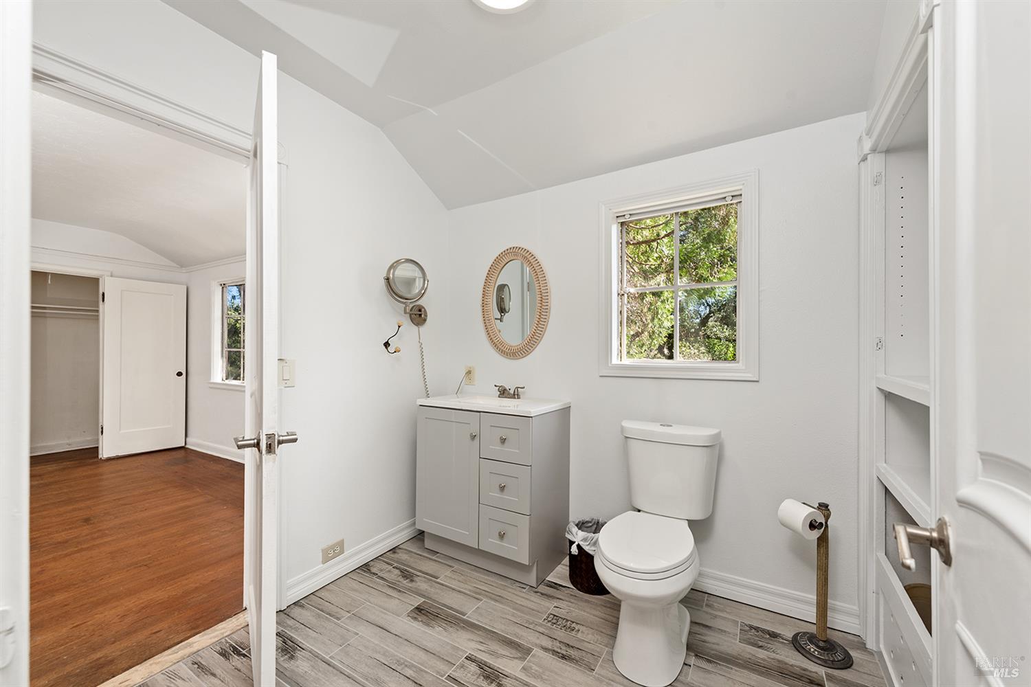 650-660 S Fitch Mountain Rd