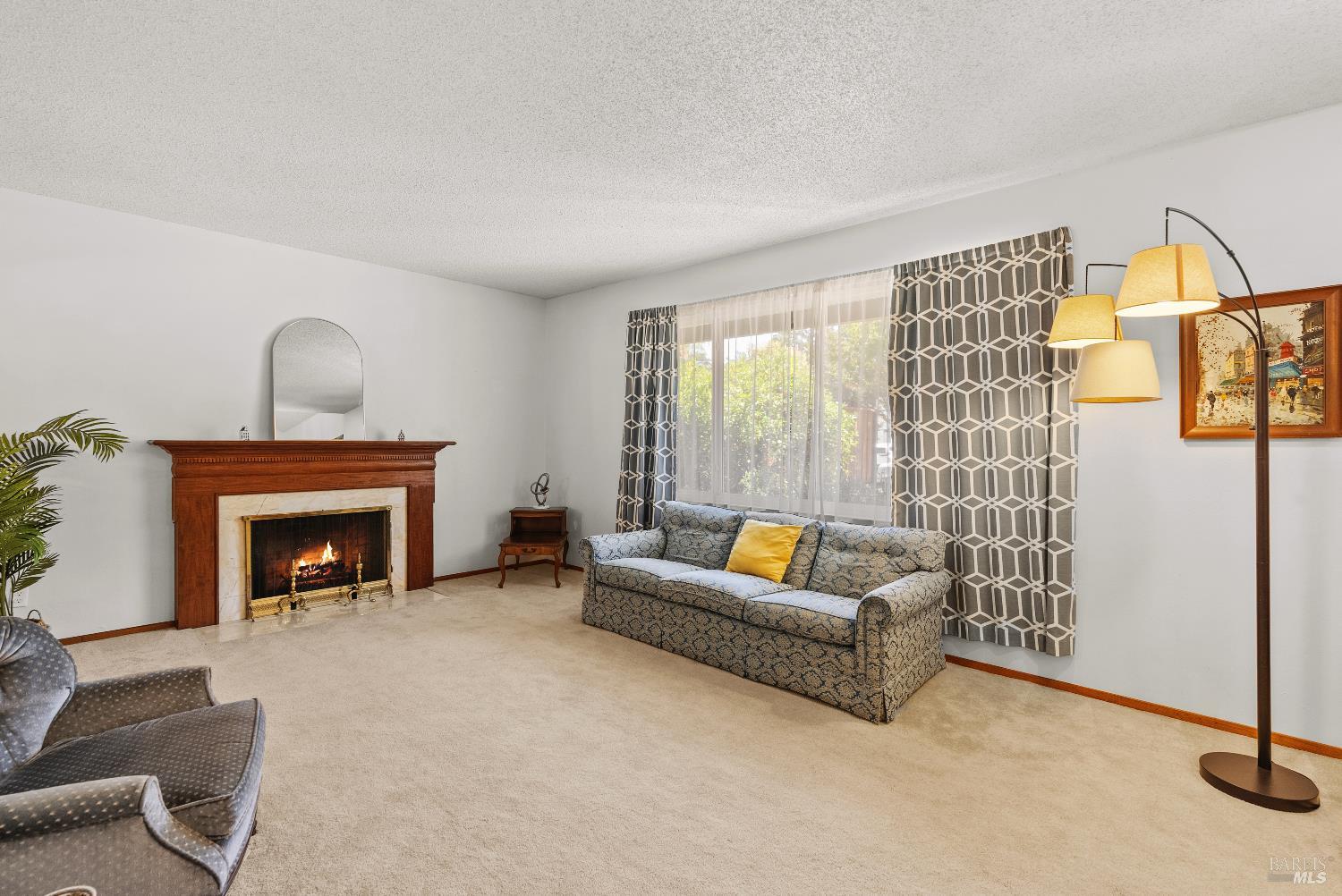 1645 Lauren Dr
