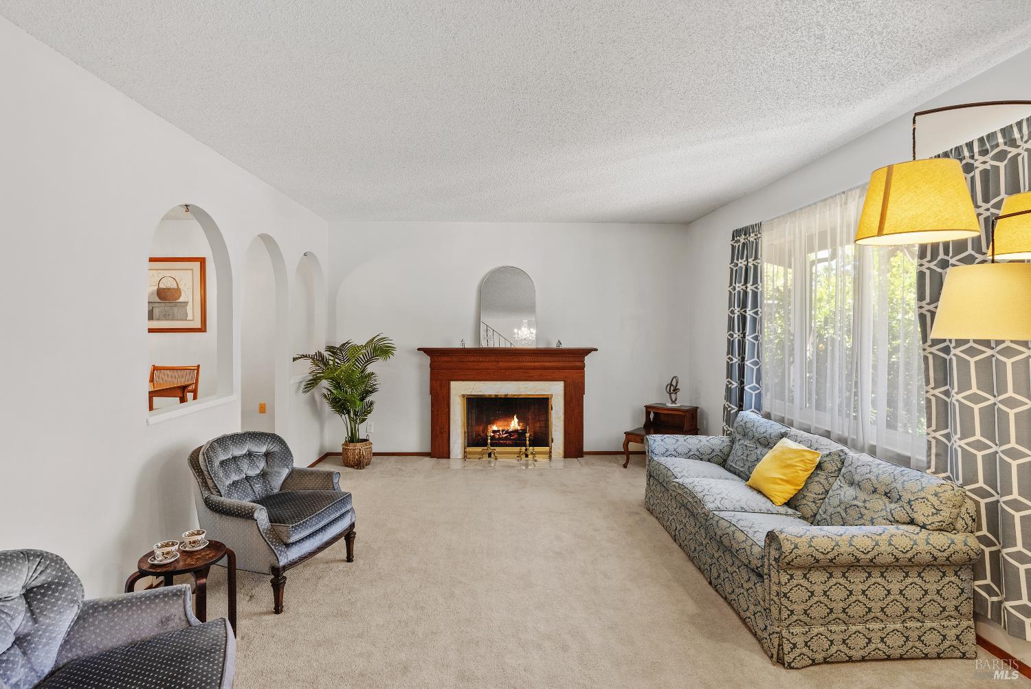 1645 Lauren Dr