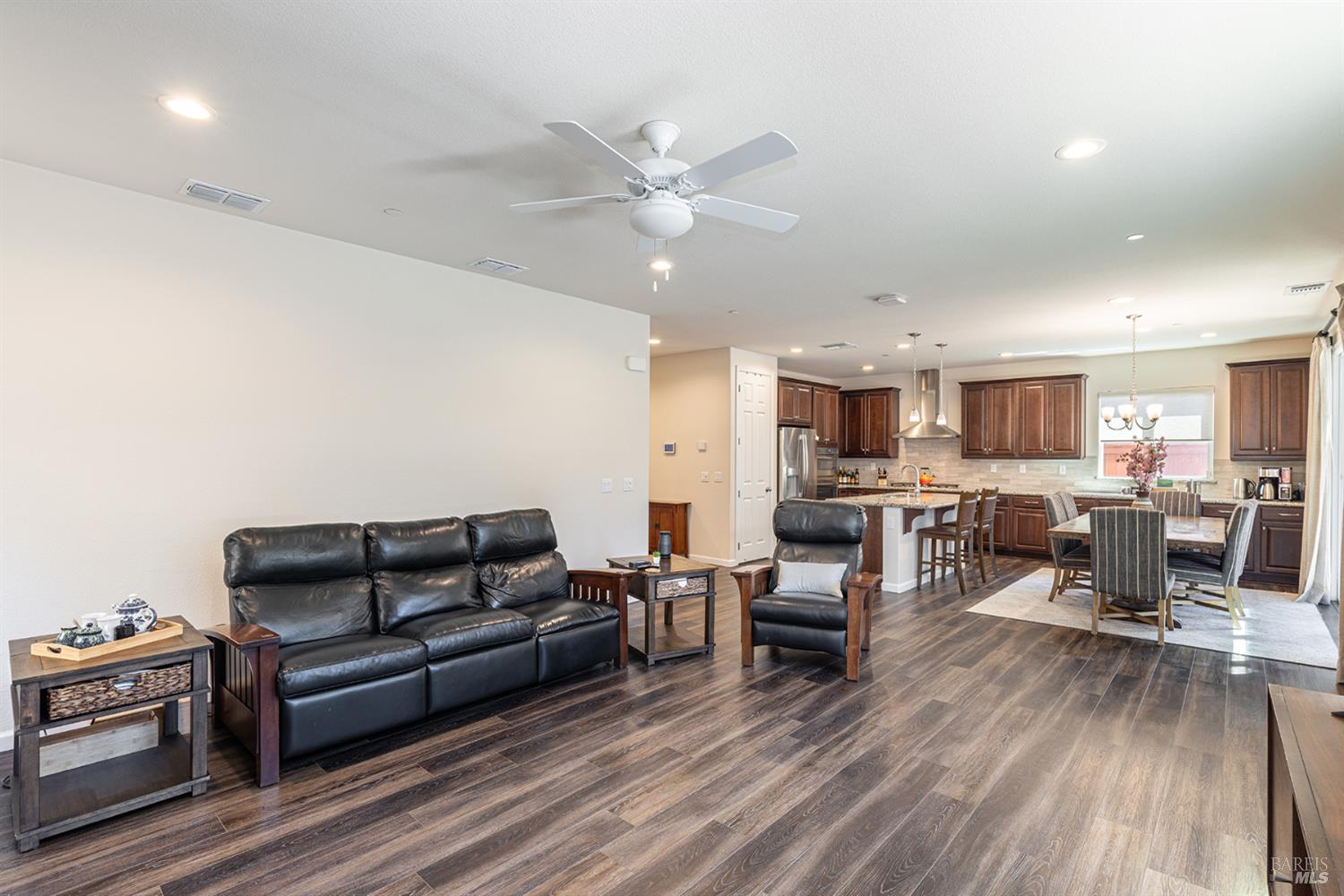 1405 KINCADE Pl