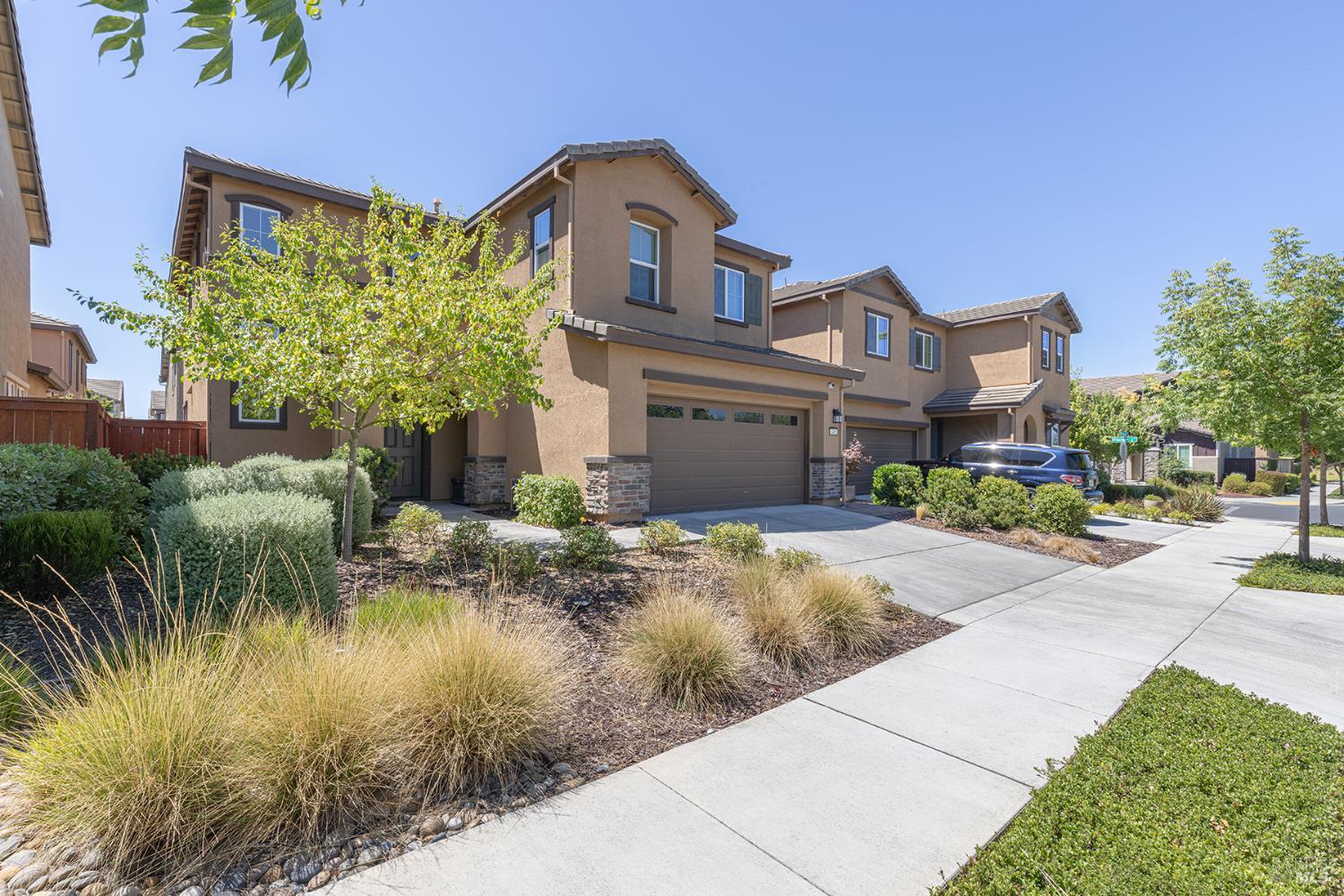 1405 KINCADE Pl