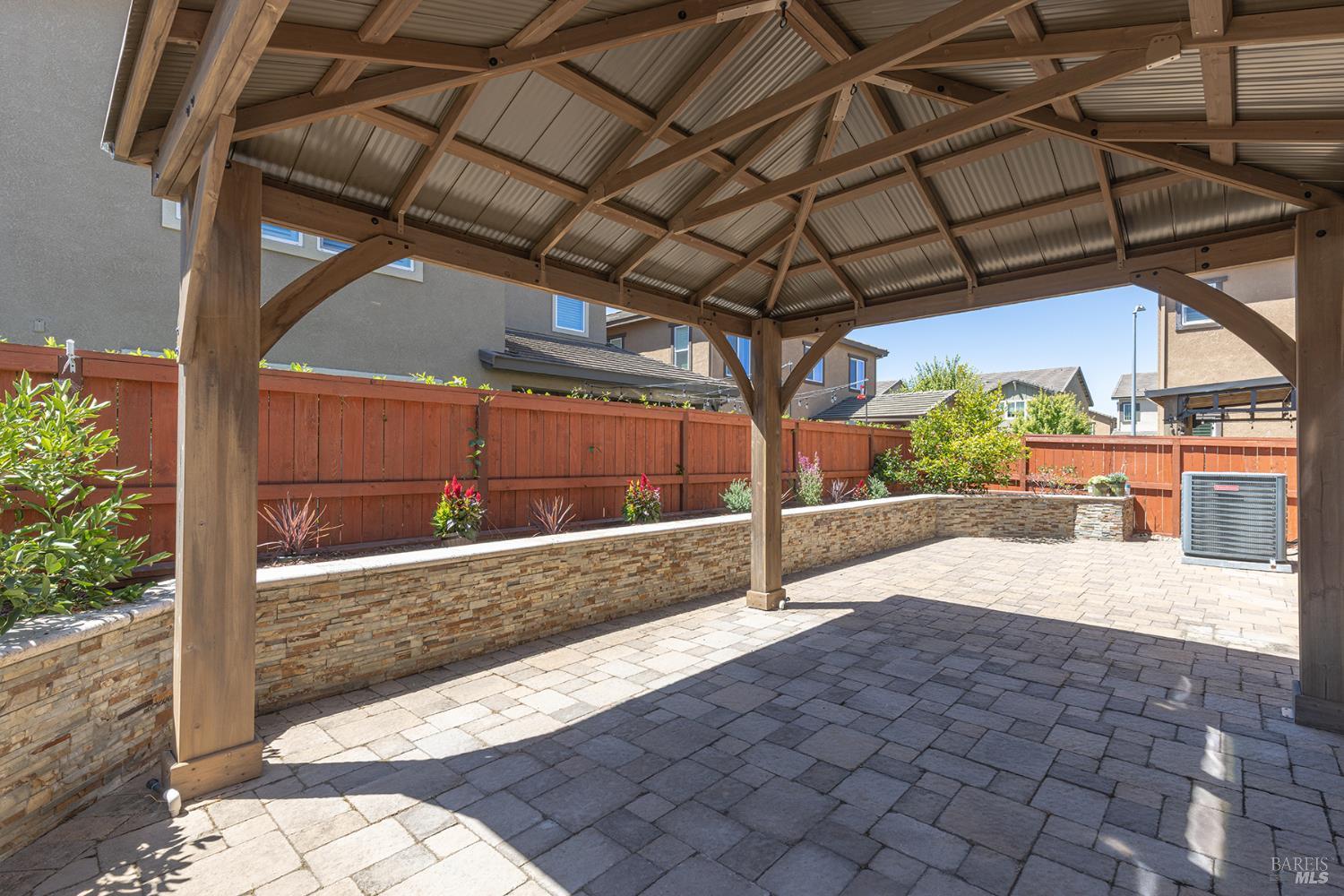 1405 KINCADE Pl