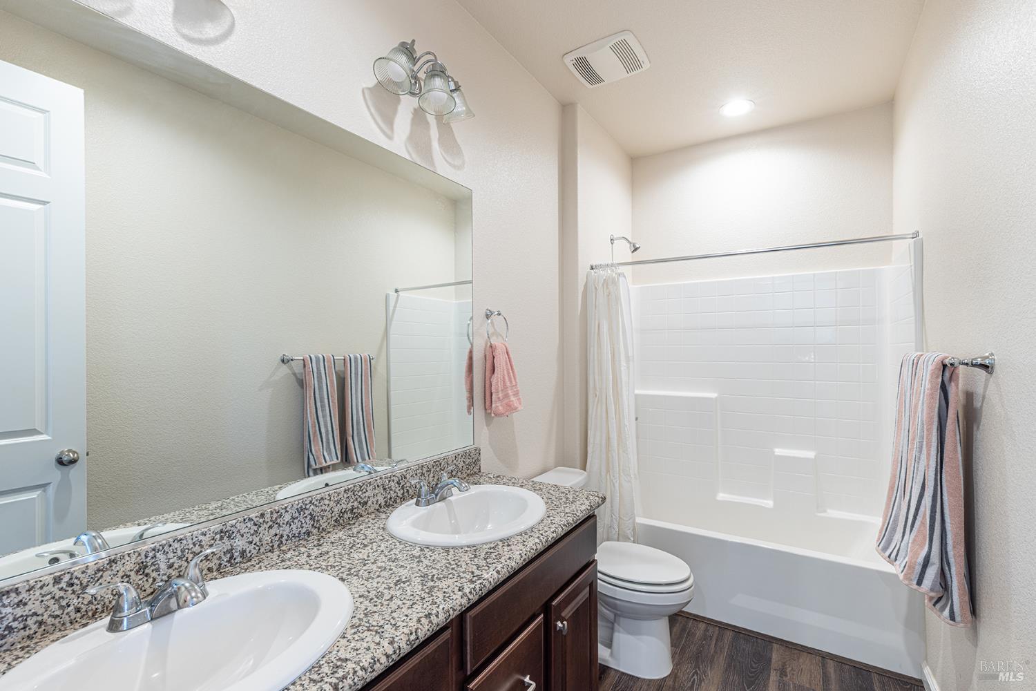 1405 KINCADE Pl