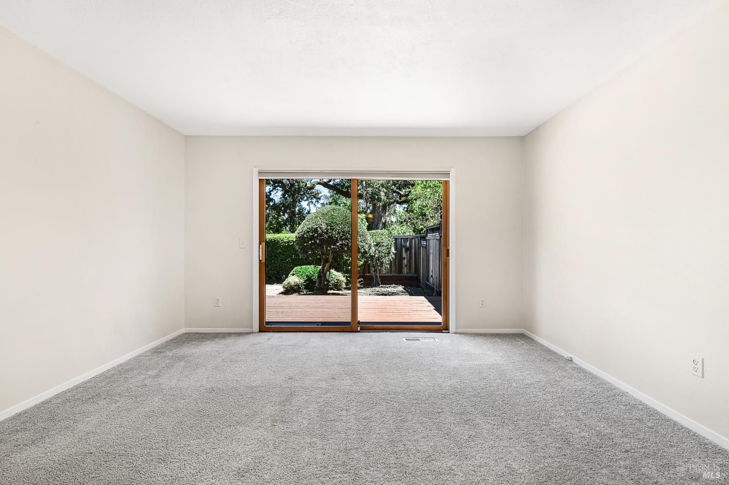 8850 Oak Trail Drive