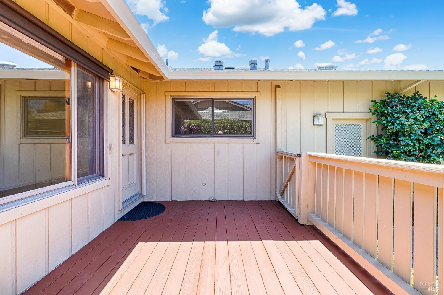 8850 Oak Trail Drive