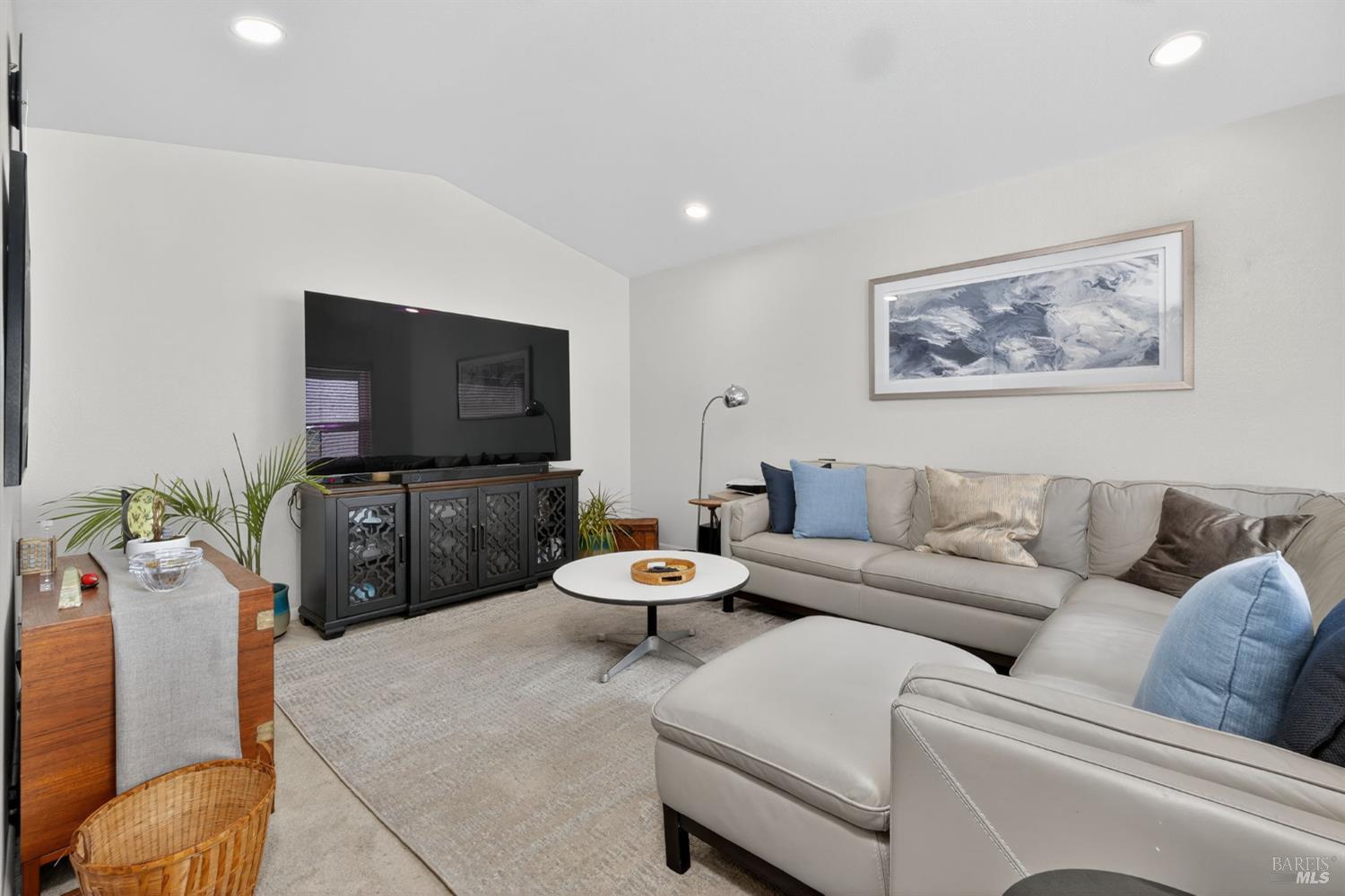 1082 San Francisco Way