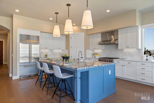 5907 Mountain Hawk Dr