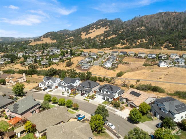 5907 Mountain Hawk Dr