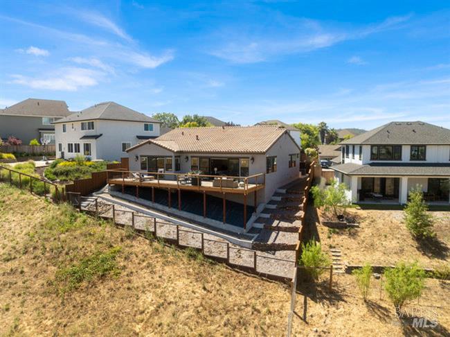 5907 Mountain Hawk Dr