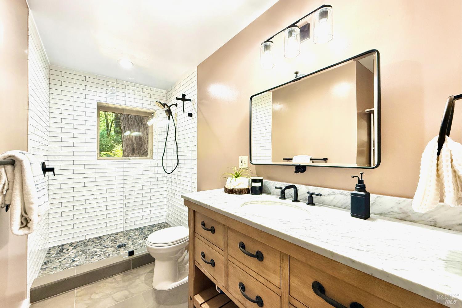 11000 E Austin Creek Rd