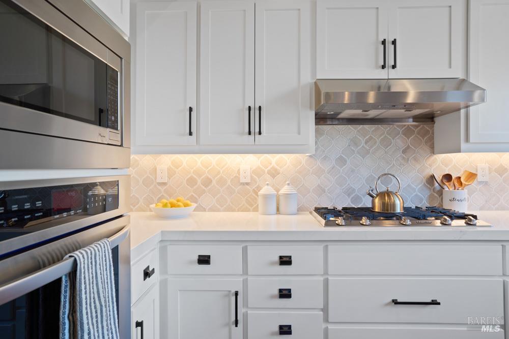 1916 Turtle Creek Way