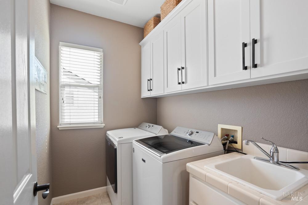 1916 Turtle Creek Way