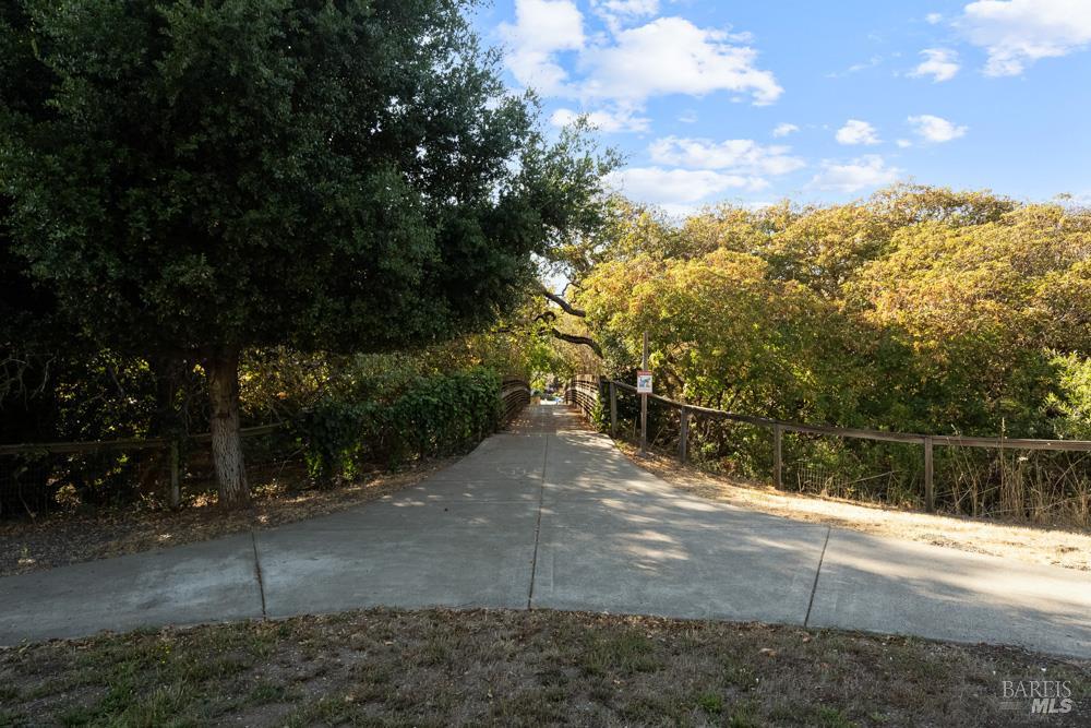 1916 Turtle Creek Way