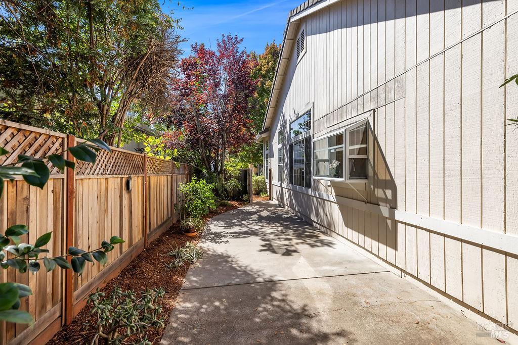 8616 Planetree Drive