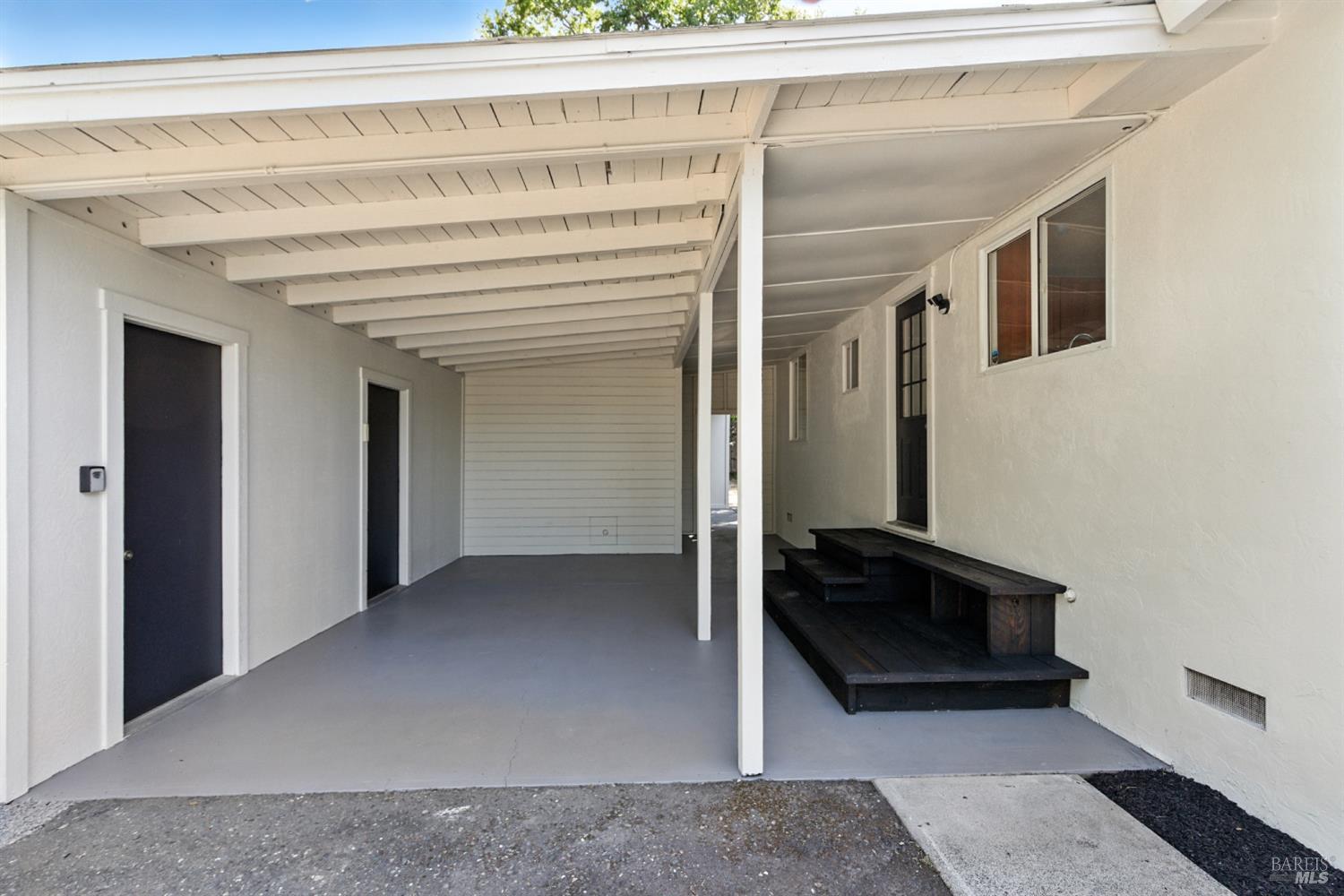 6750 Petaluma Hill Road