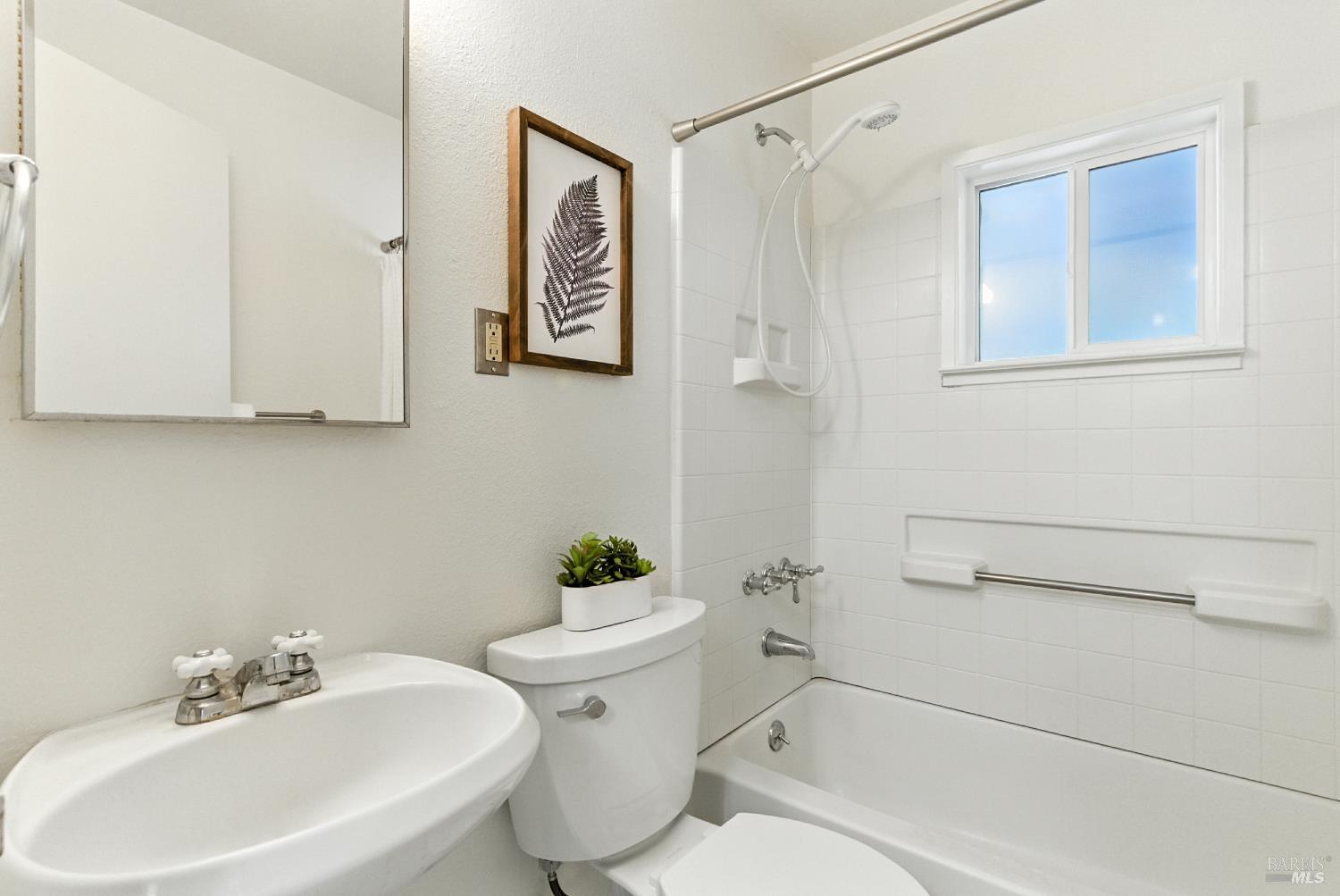 6750 Petaluma Hill Road