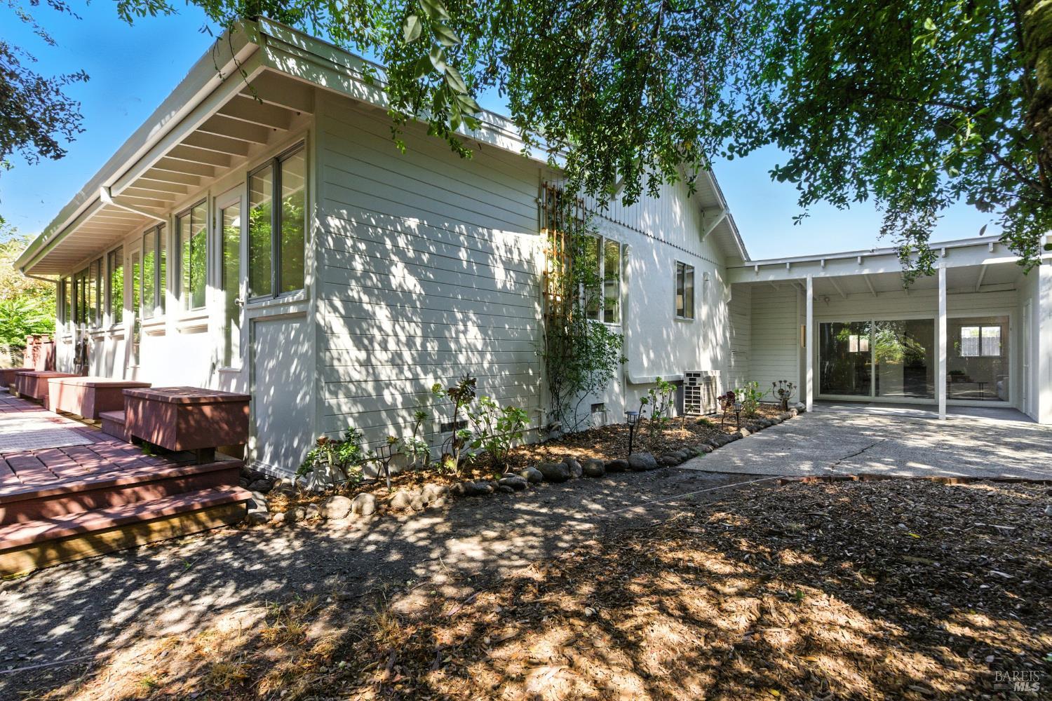 6750 Petaluma Hill Road