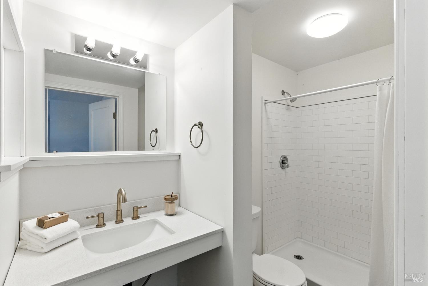 6750 Petaluma Hill Road