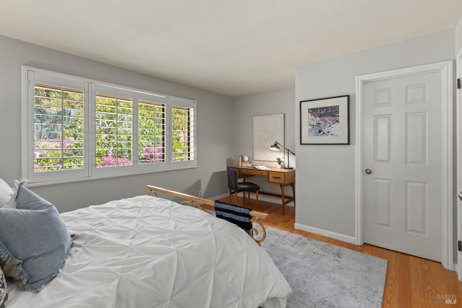 4 Eucalyptus Knoll St