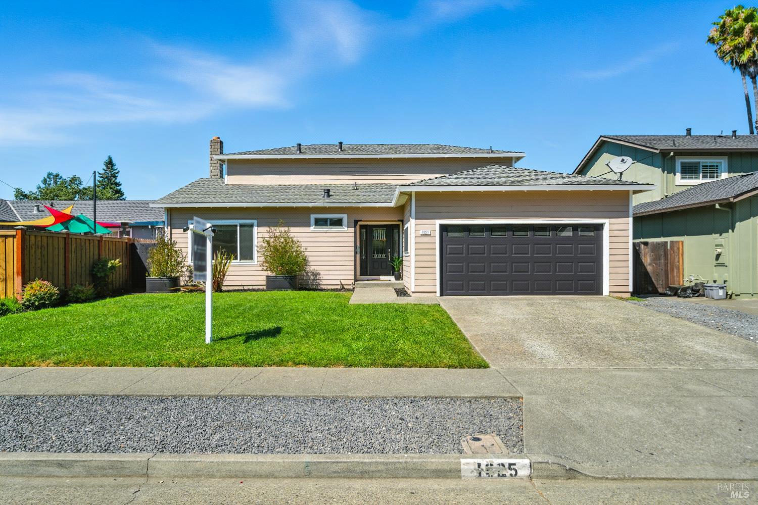 1925 Contra Costa Avenue