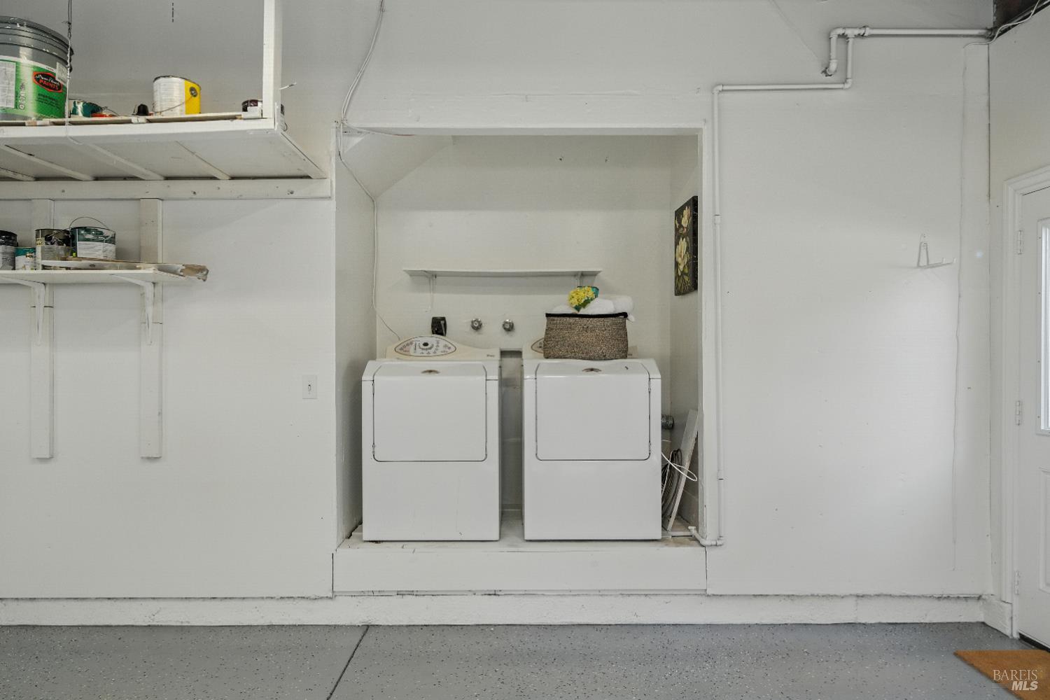 1925 Contra Costa Avenue