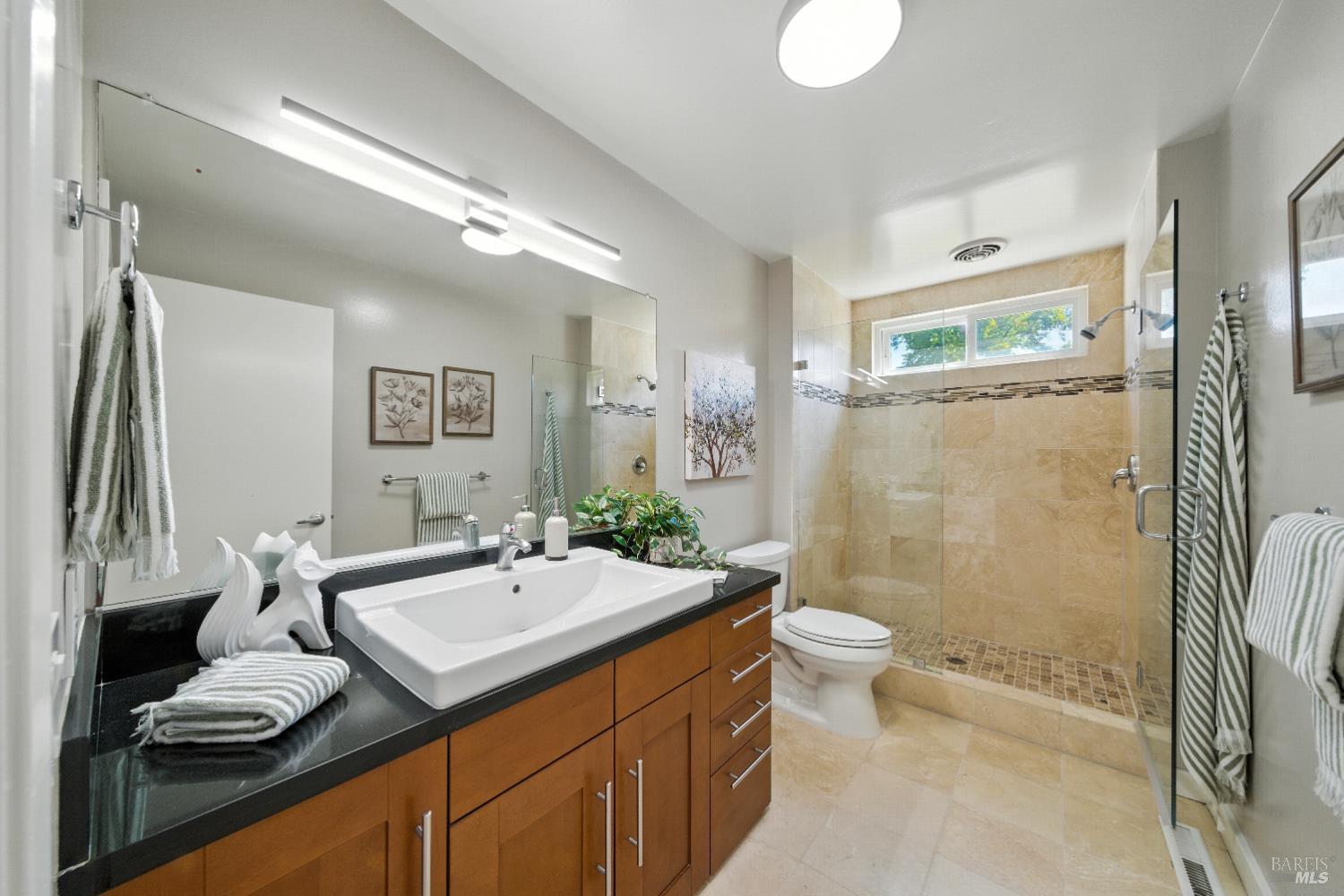 1925 Contra Costa Avenue