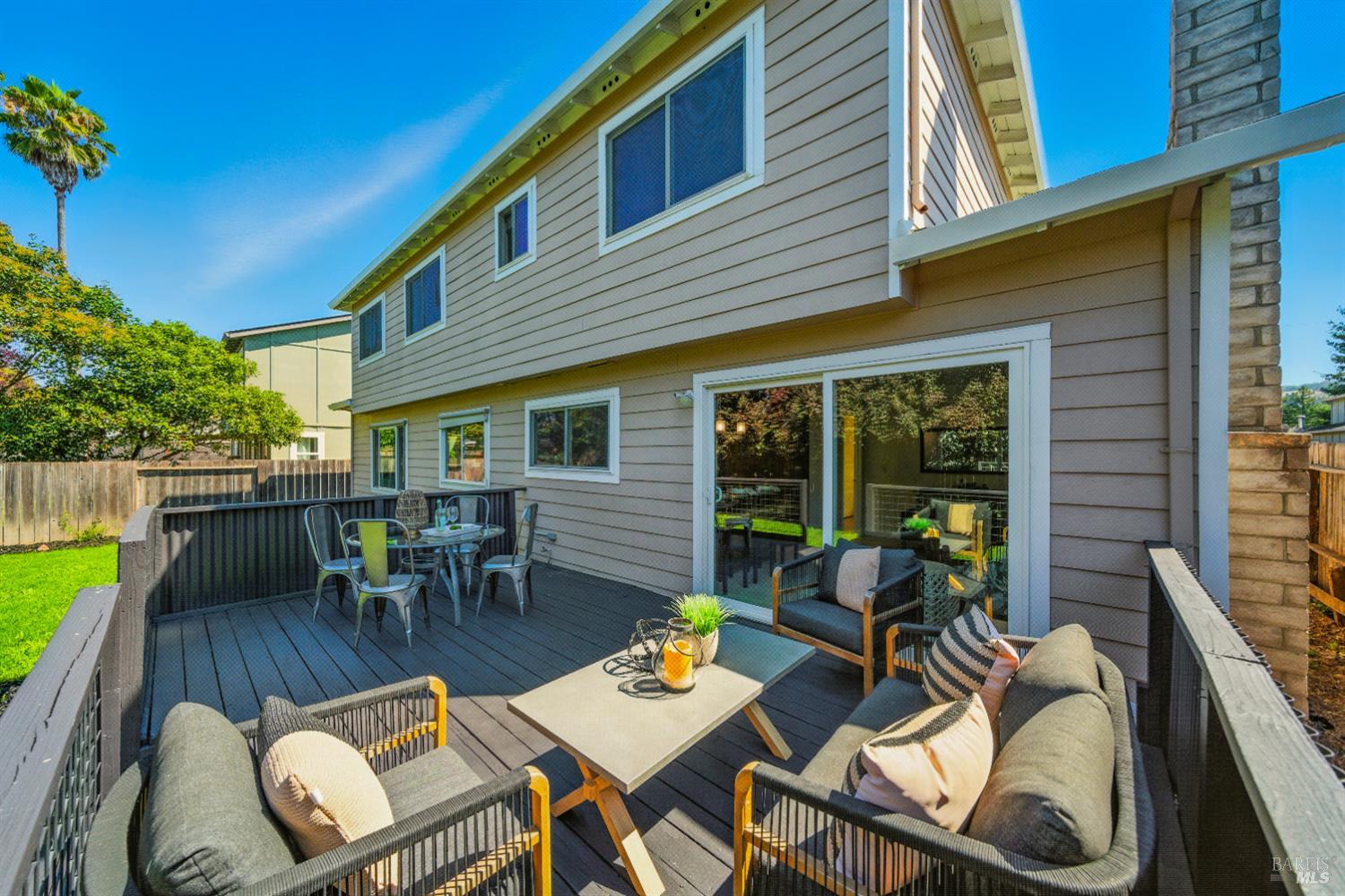 1925 Contra Costa Avenue