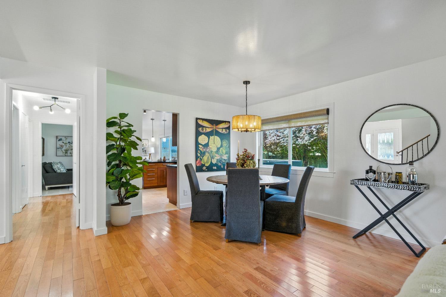 1925 Contra Costa Avenue