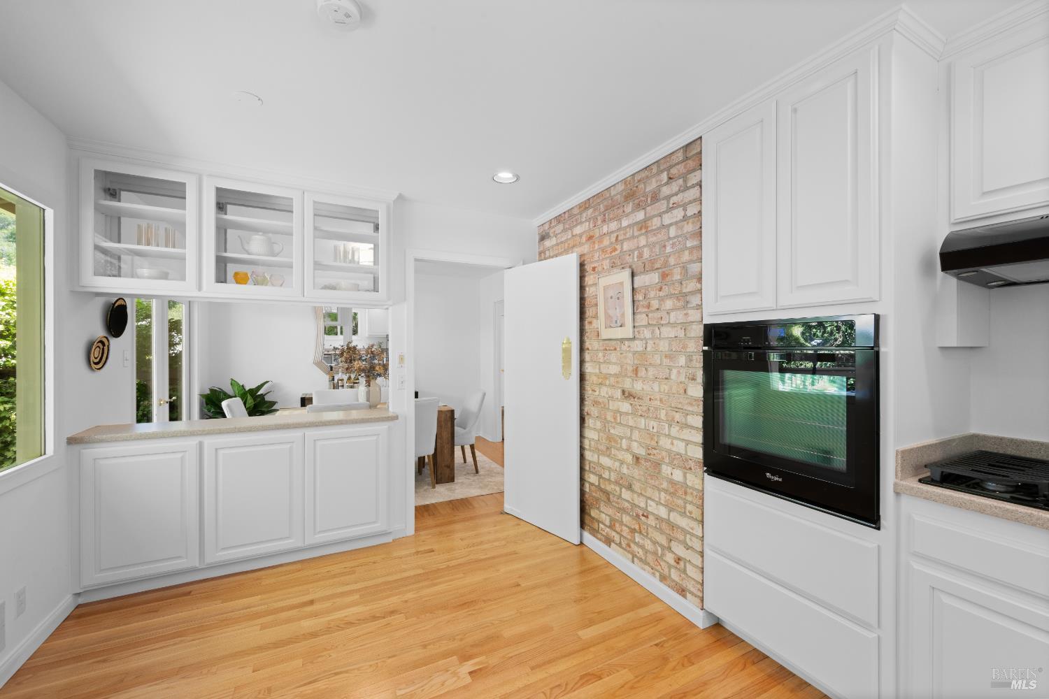 235 Mountain View Avenue