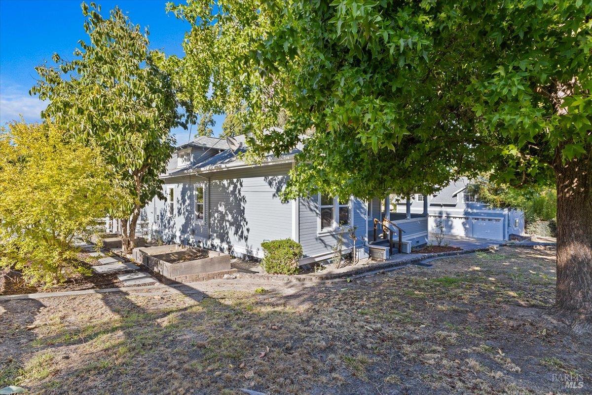 125 Adobe Rd