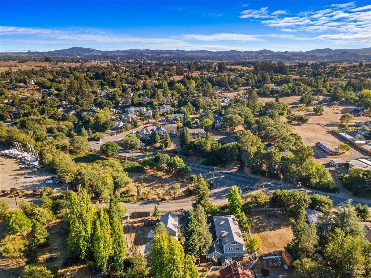 125 Adobe Rd