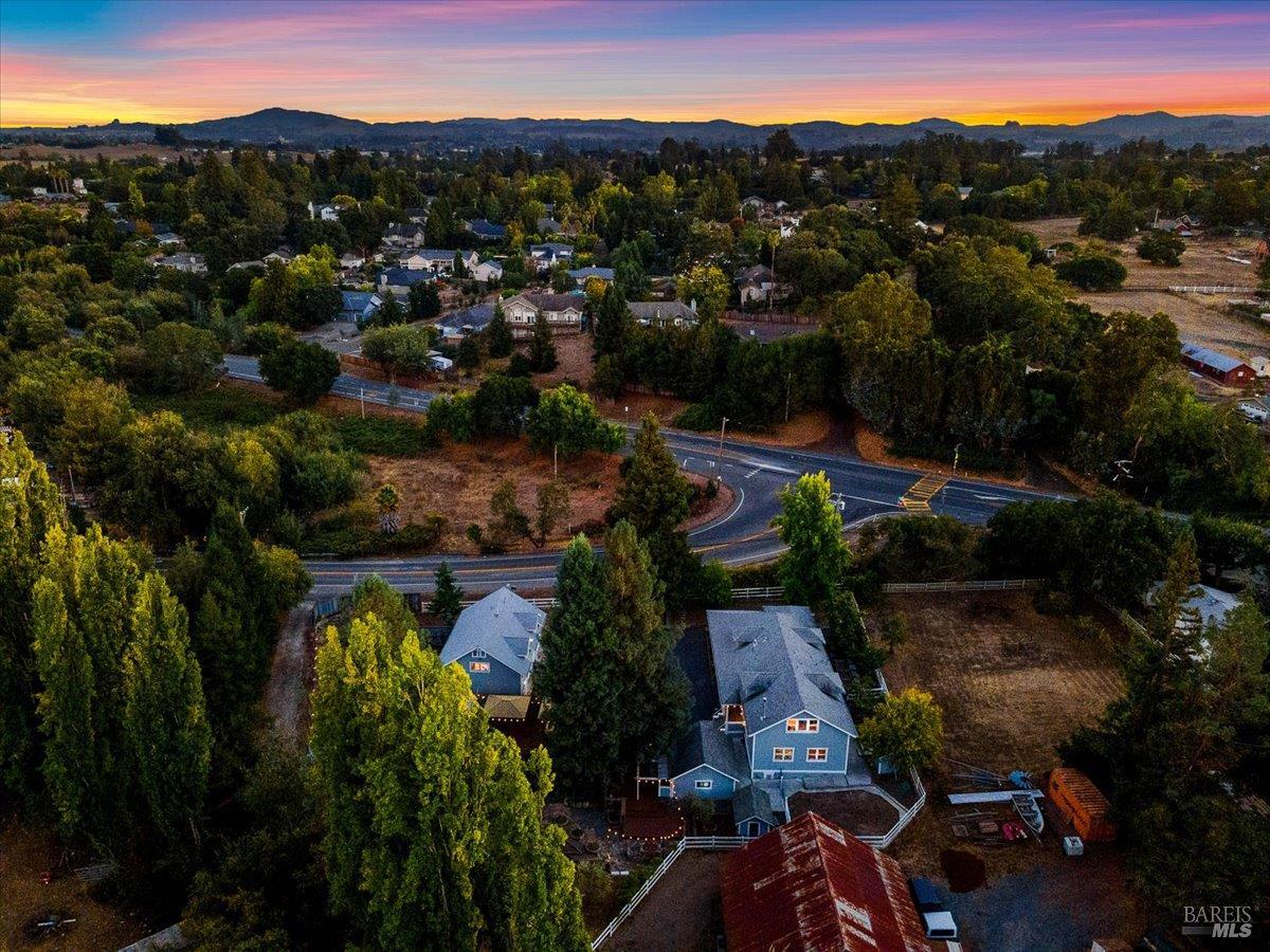 125 Adobe Rd