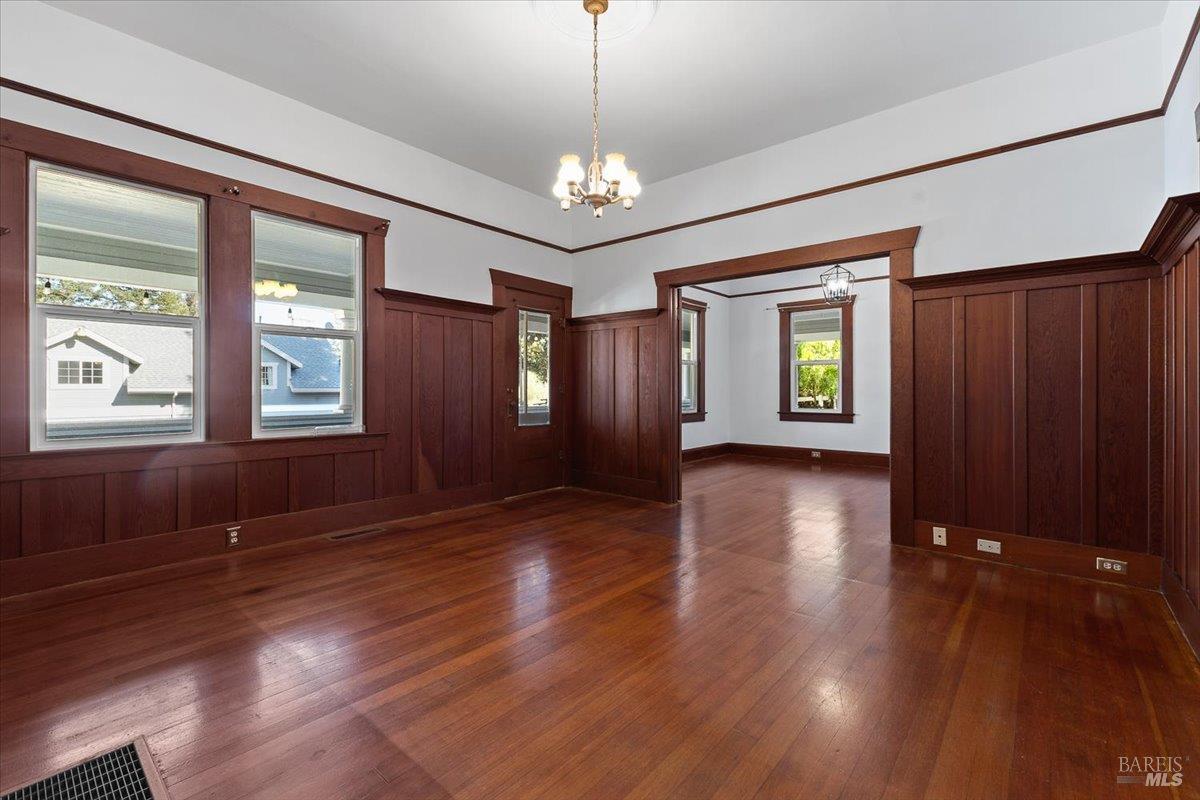 125 Adobe Rd