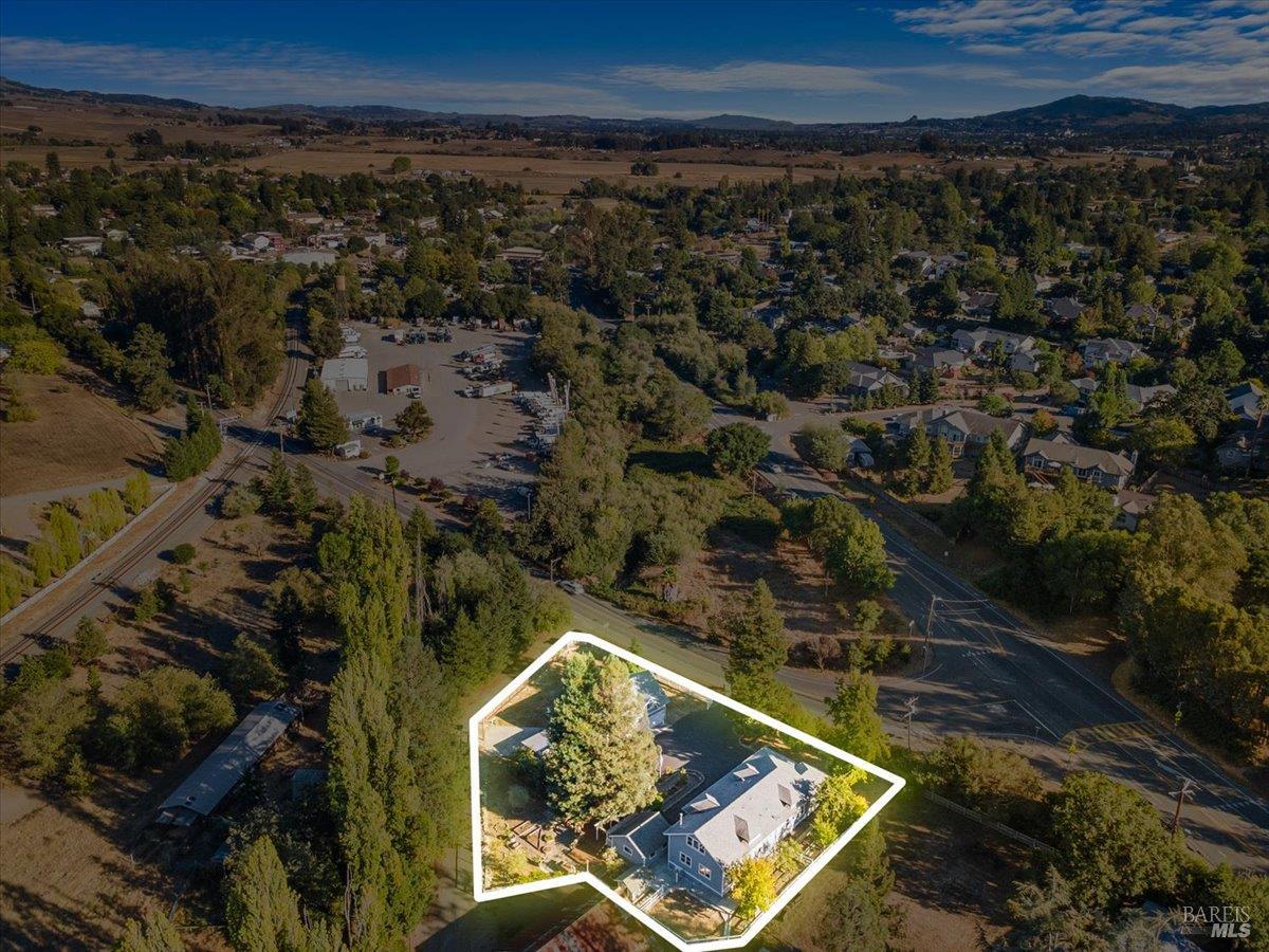125 Adobe Rd