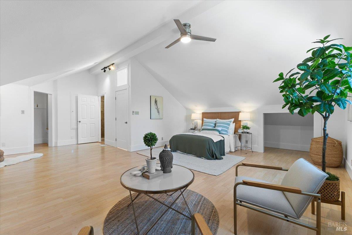 125 Adobe Rd