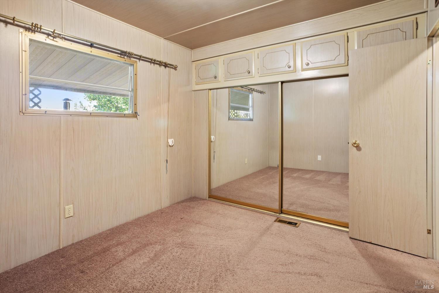 634 Colonial Park Drive