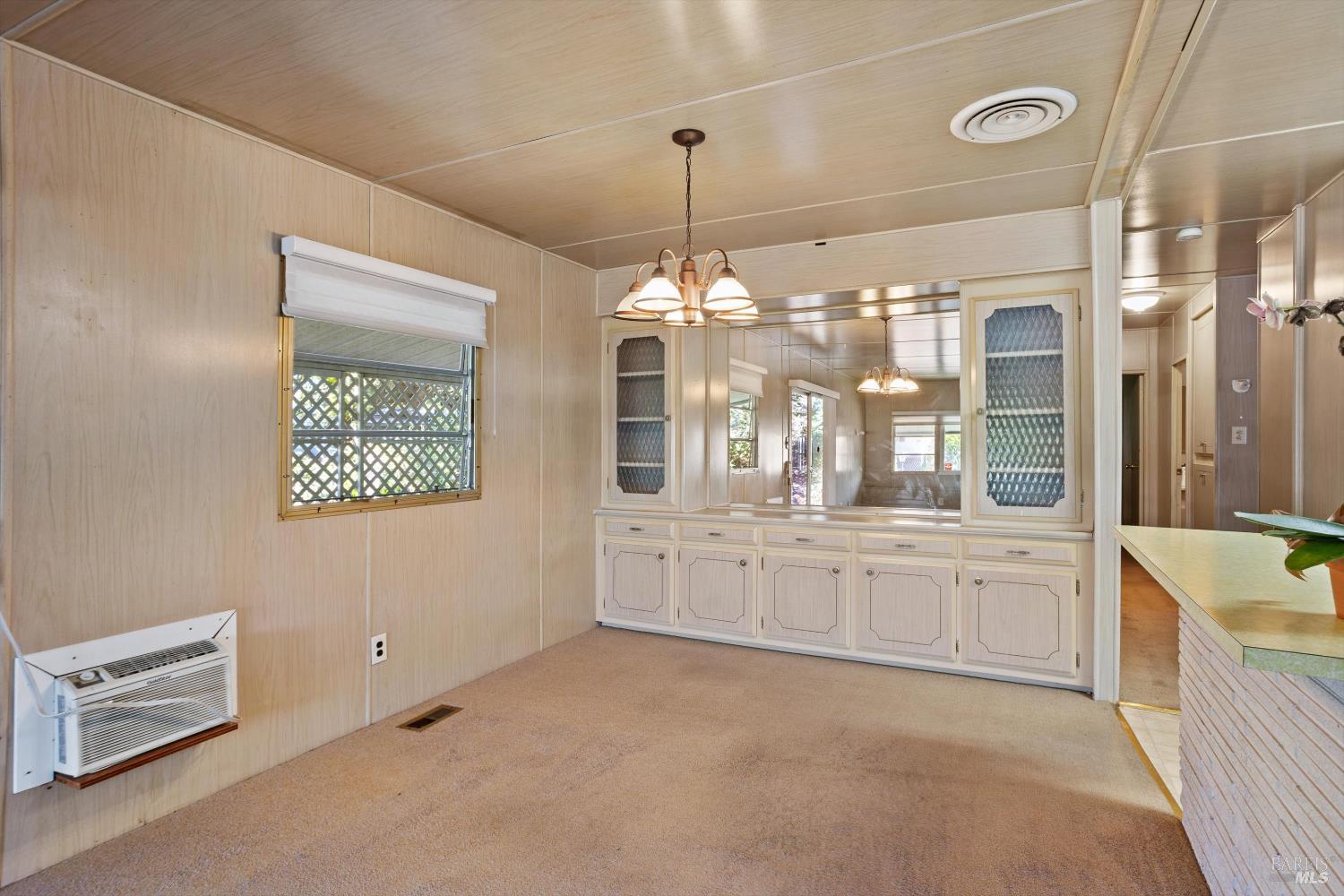 634 Colonial Park Drive