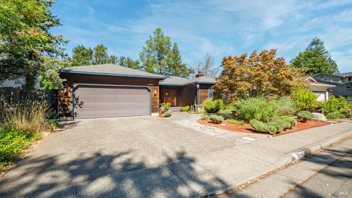 18785 Gillman Dr