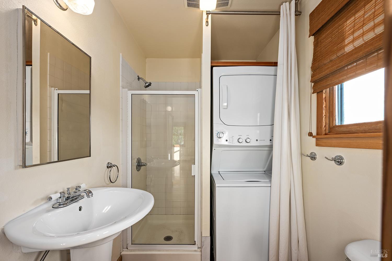 1056 Wild Rose Drive