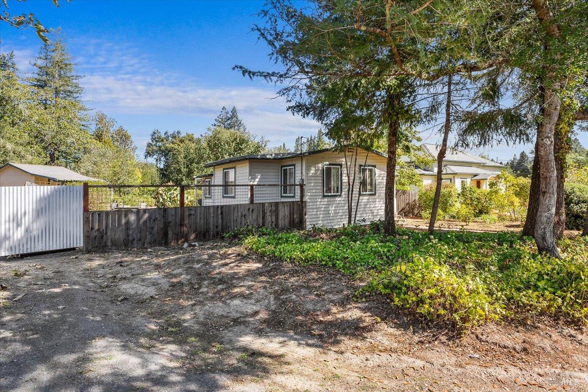 8750 Jeannette Avenue