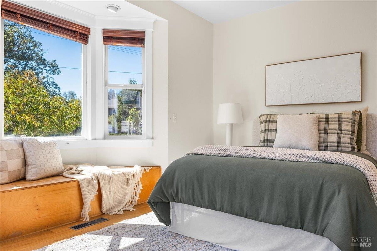 8750 Jeannette Avenue