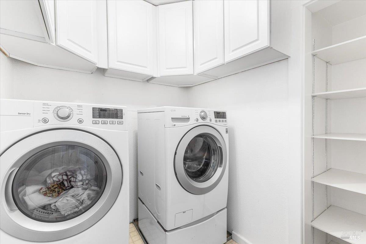 8750 Jeannette Avenue