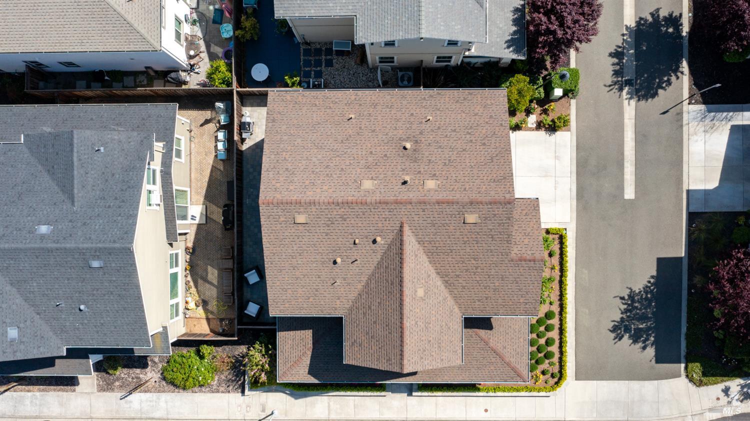 1623 Winterberry Lane