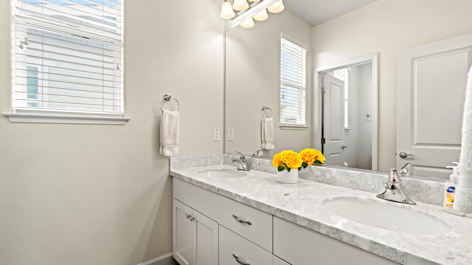 1623 Winterberry Lane