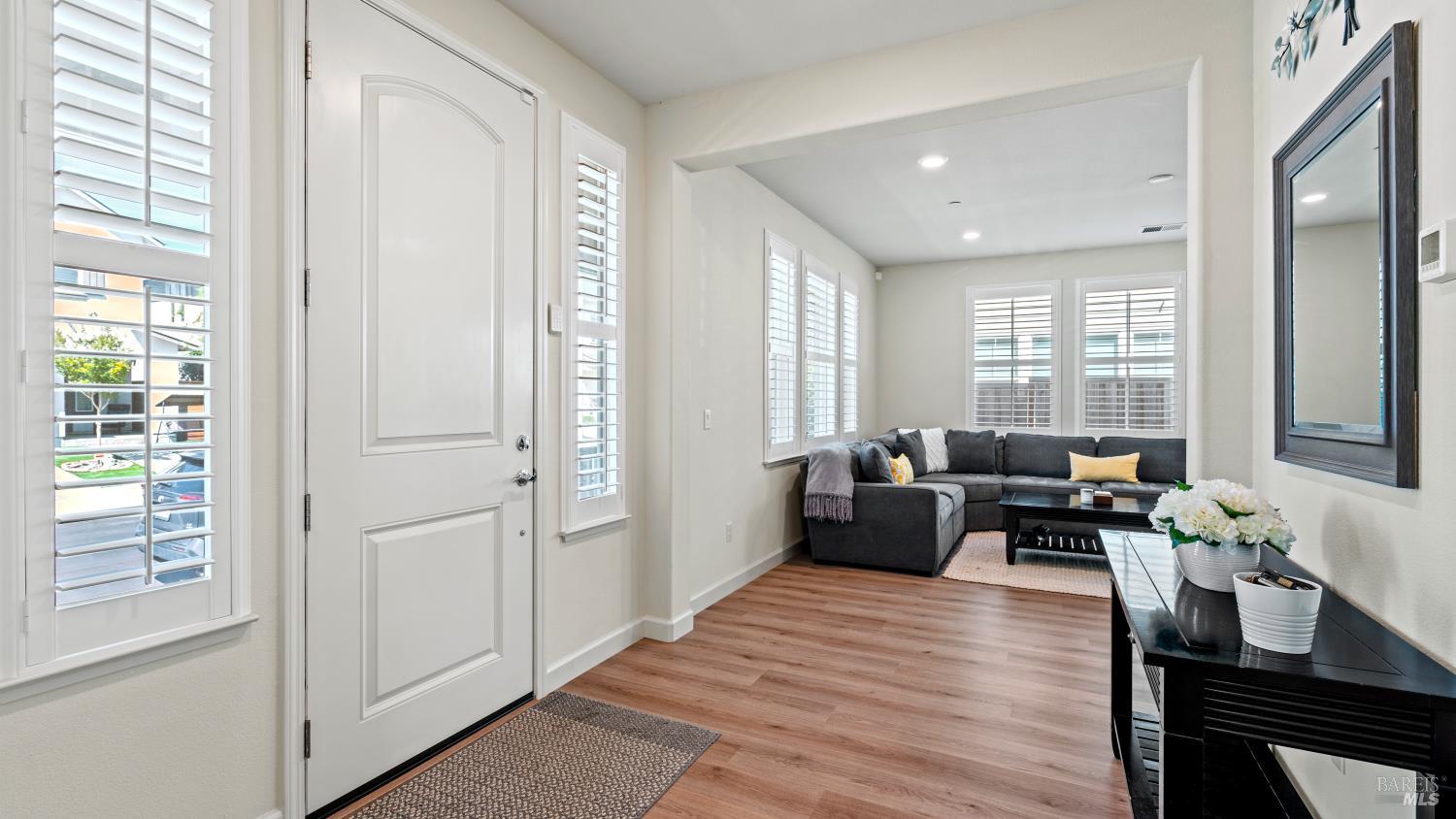 1623 Winterberry Lane